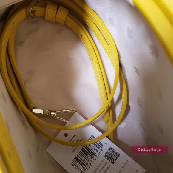 BEAUTIFUL BAG KATE SPADE BEEP BEEP BEETLE FLORAL WHITE YELLOW CAR CROSSBODY - Picture 8 of 12